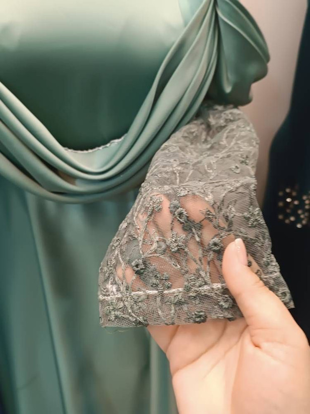 پیراهن مجلسی بلند زنانه ساتن زارا