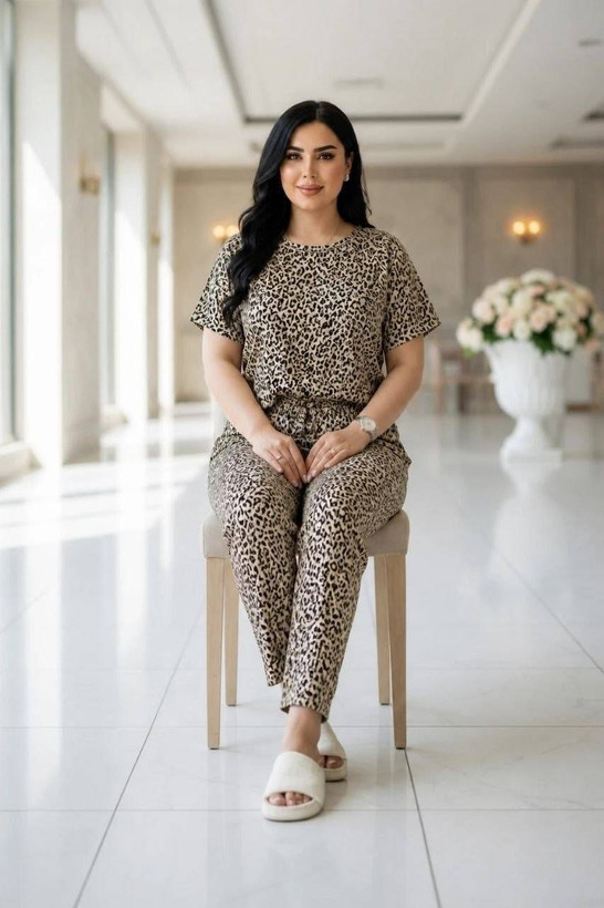 ست تیشرت شلوار نخی نگین دار زنانه