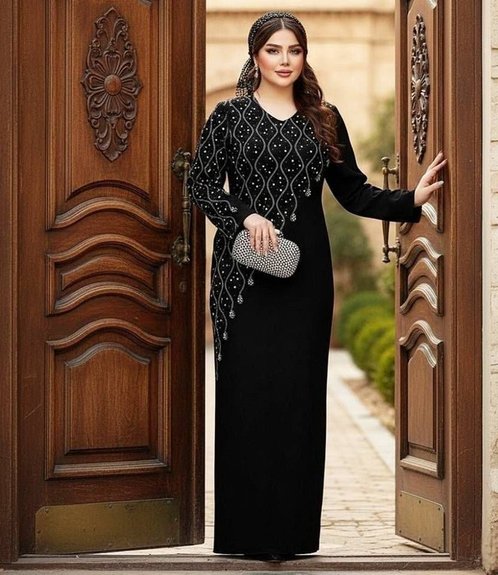 د مدل پیراهن مجلسی زنانه کرپ دالقیچ درجه یک مروارید دوزی نگین دوزی شده